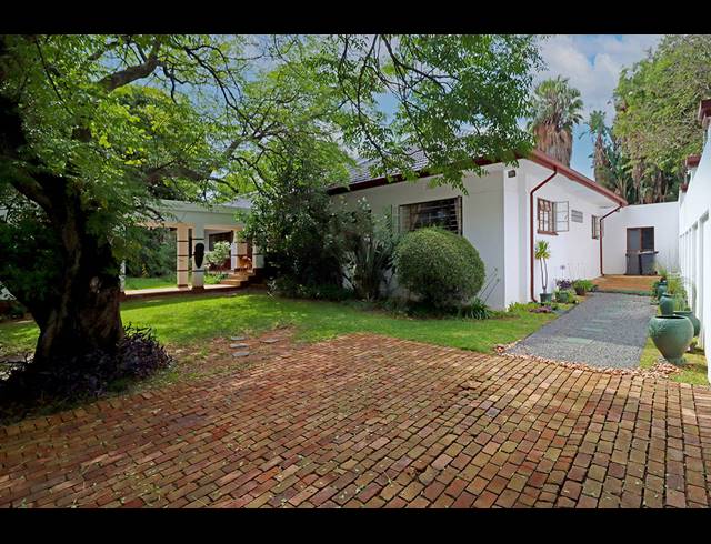 3 BEDROOM FREEHOLD FOR SALE IN HIGHLANDS NORTH